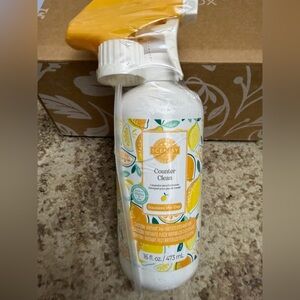 Scentsy Counter Clean - Squeeze the Day